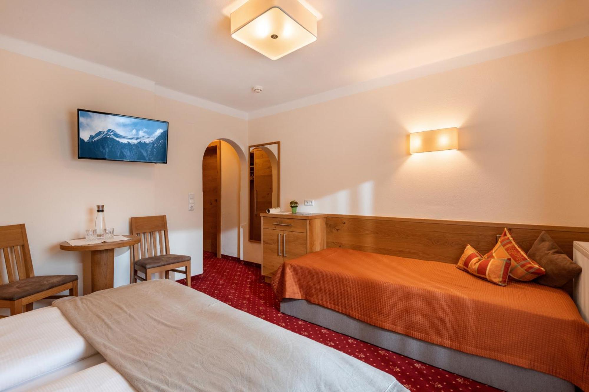 Hotel Garni Birkenhof Mayrhofen Eksteriør bilde