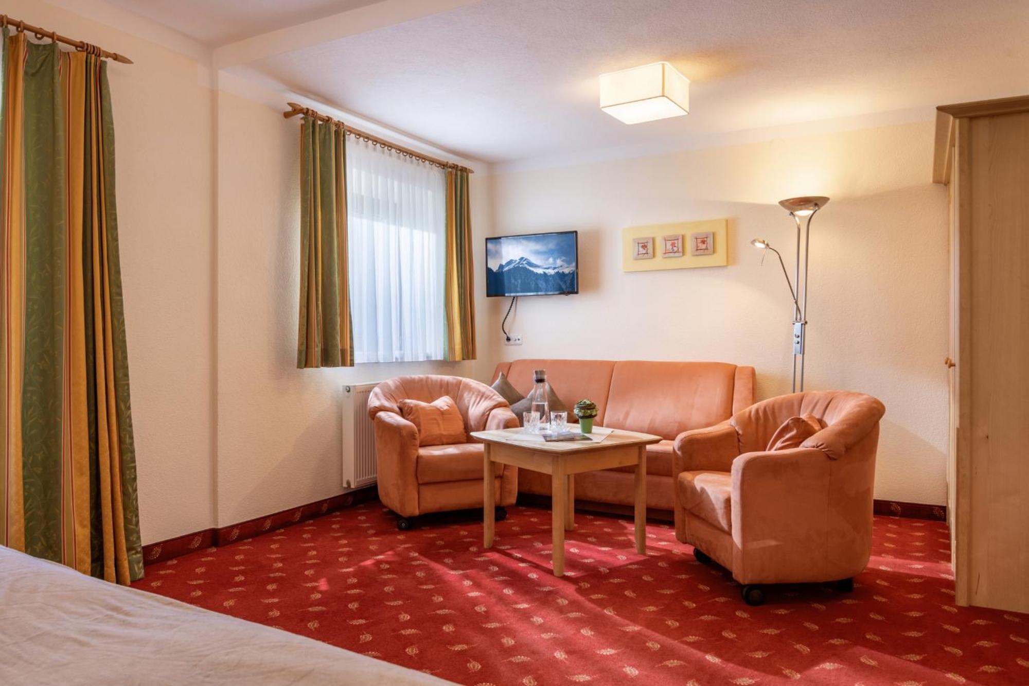 Hotel Garni Birkenhof Mayrhofen Eksteriør bilde