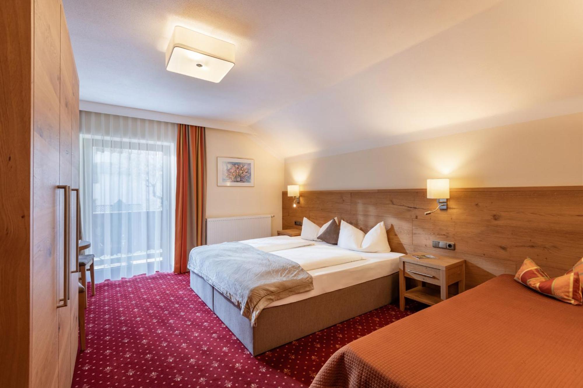 Hotel Garni Birkenhof Mayrhofen Eksteriør bilde